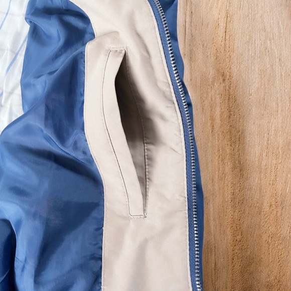 London Fog M Blue Coat Women Rain Jacket Raincoat Hooded Lined Pockets EUC - Picture 6 of 16